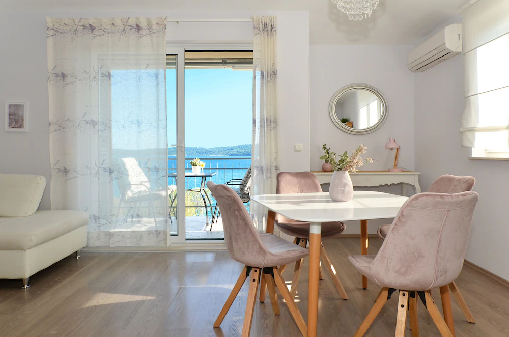 Mar Deluxe Apartments
