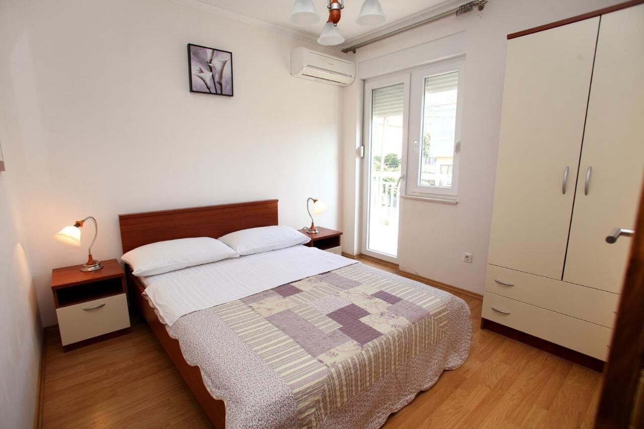 Villa In Seget