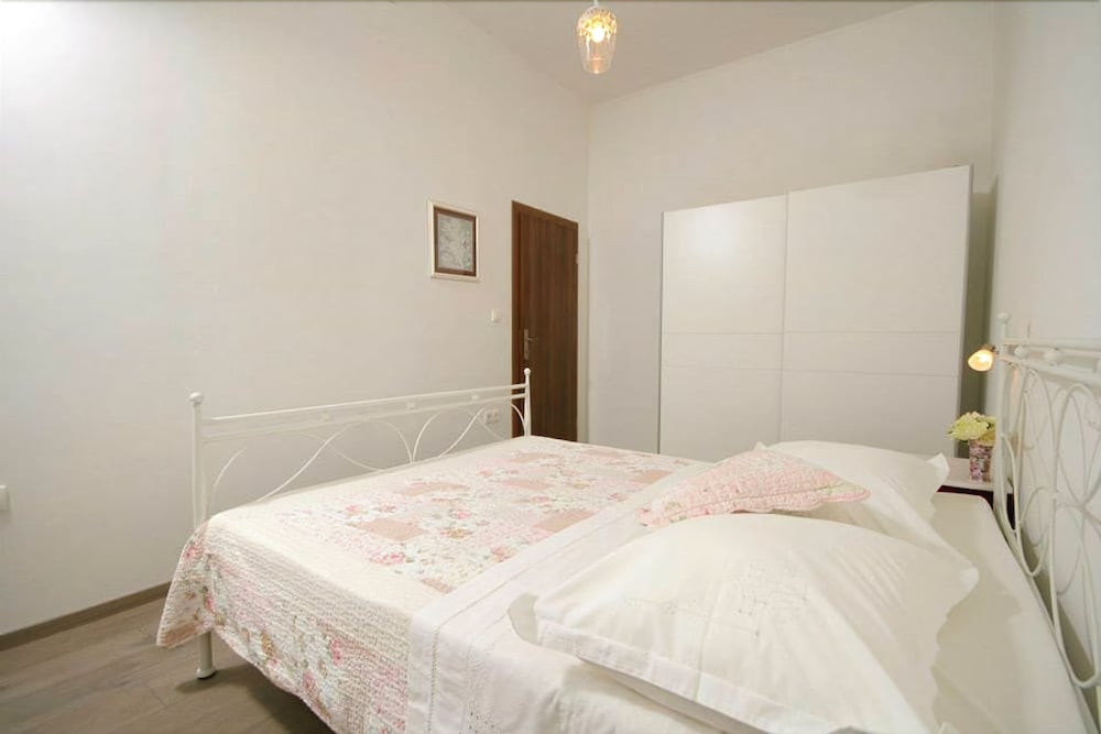 Apartments Parcela