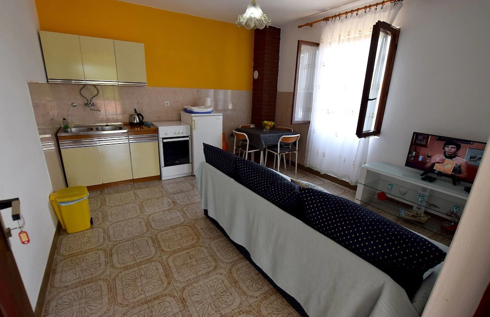 Apartments La Room