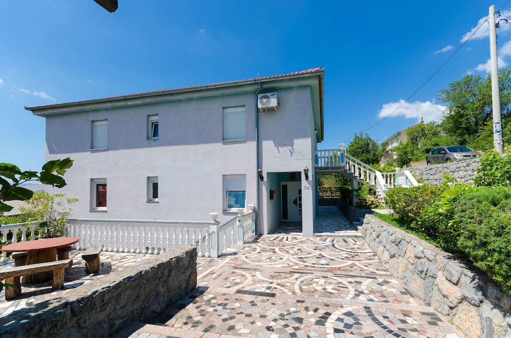 Apartments Cvita