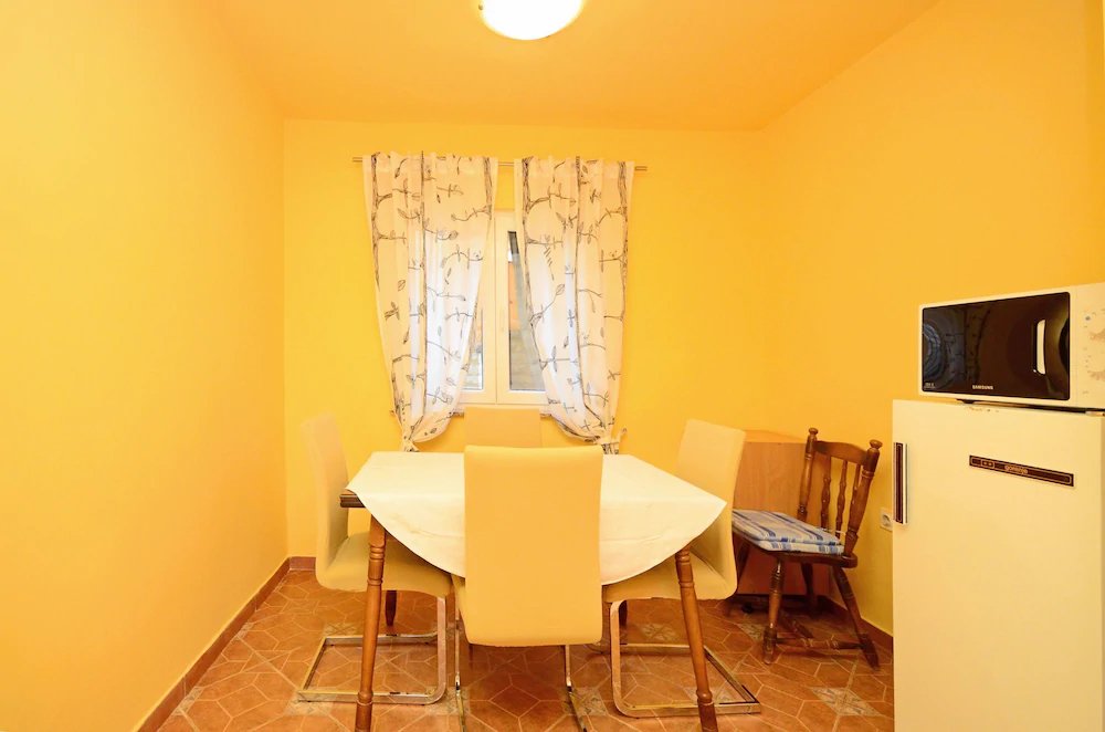 Apartments Milica