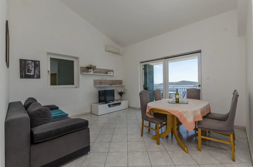 Apartments Ivan