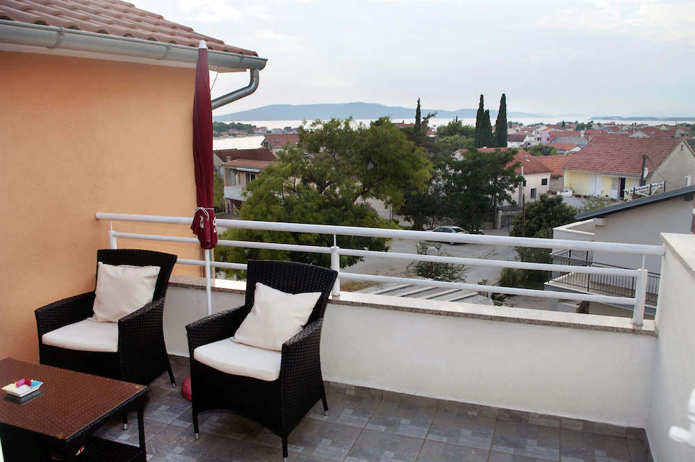 Apartments Cace