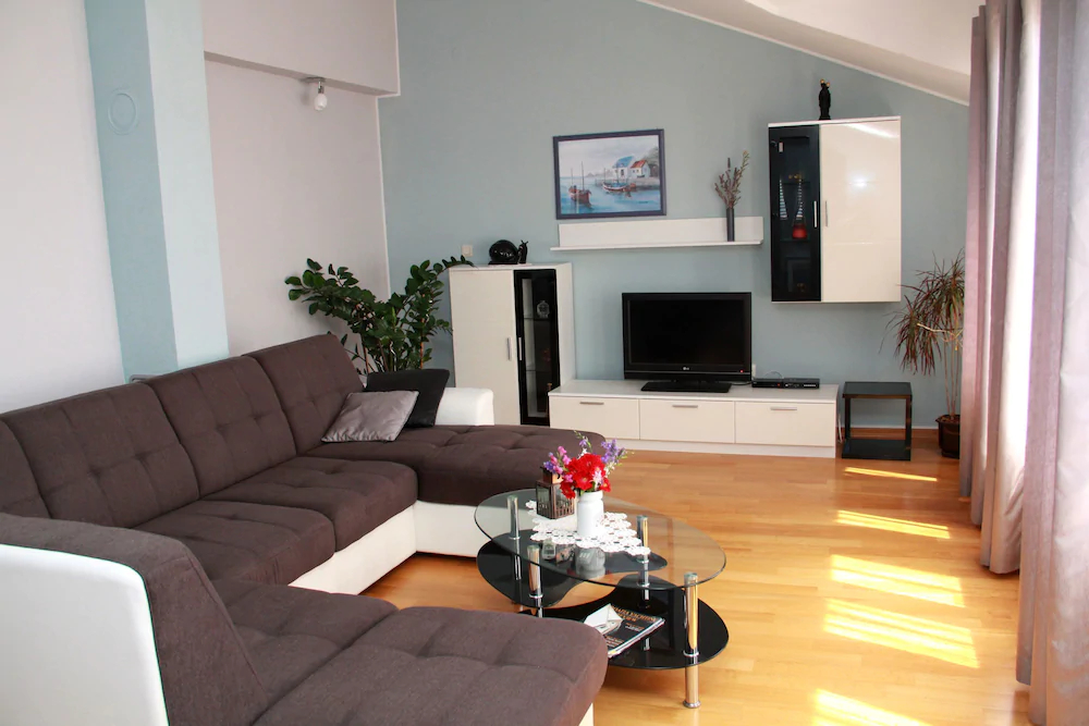 Apartments Cace