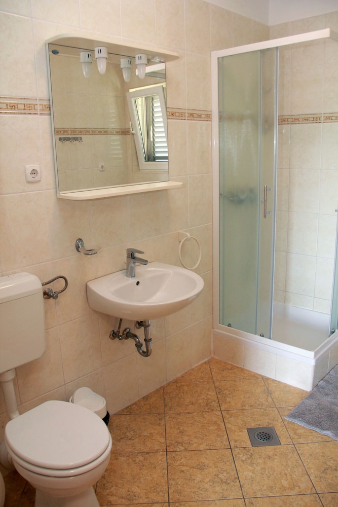 Apartments Cace