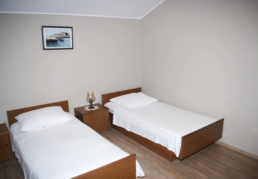 Apartments Cace