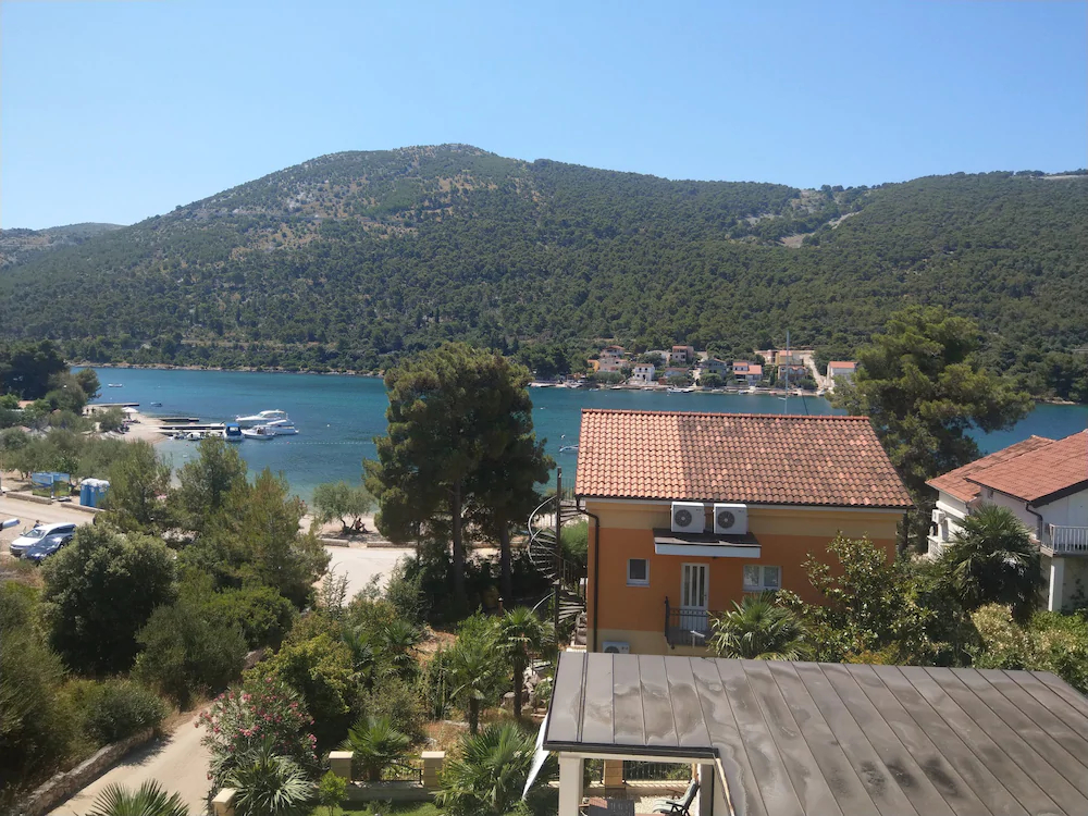 Apartments Danira