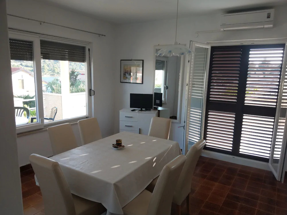 Apartments Danira