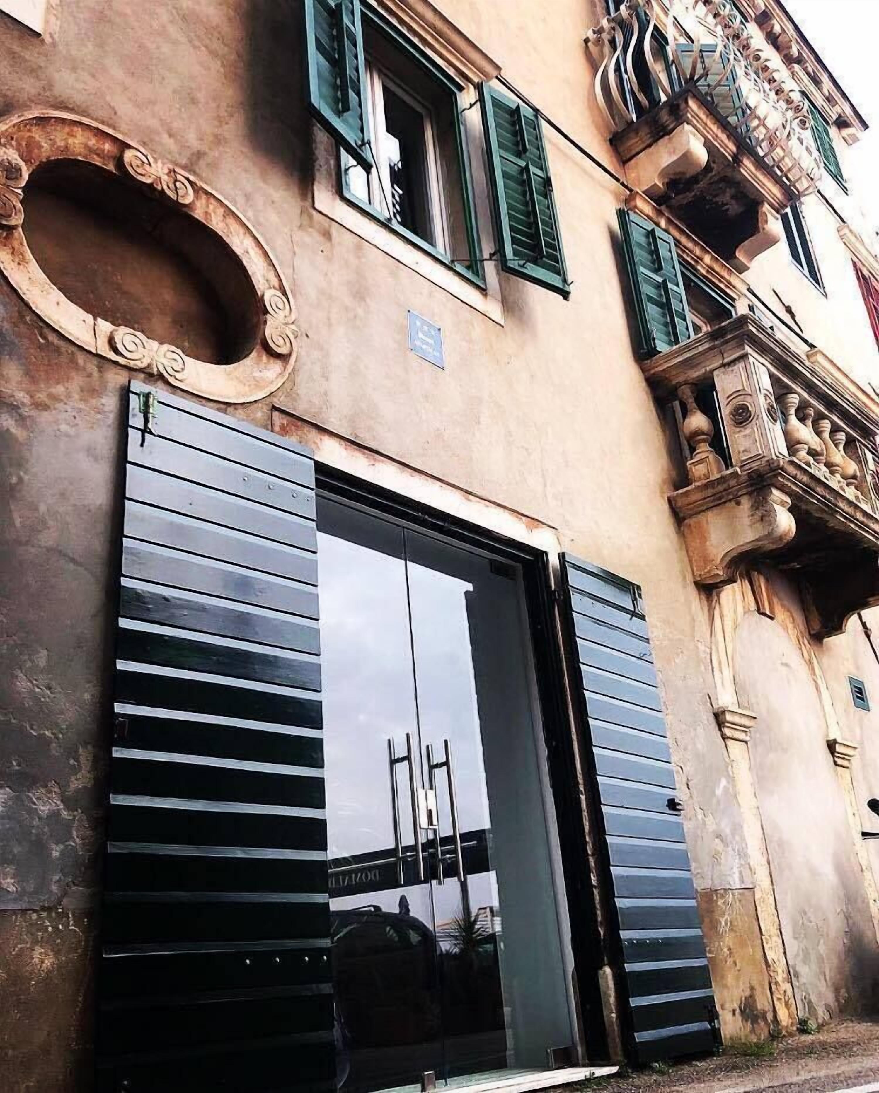 Apartments Ille