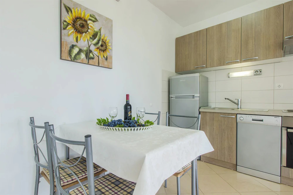 Apartments Lenija