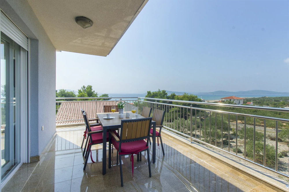 Apartments Lenija