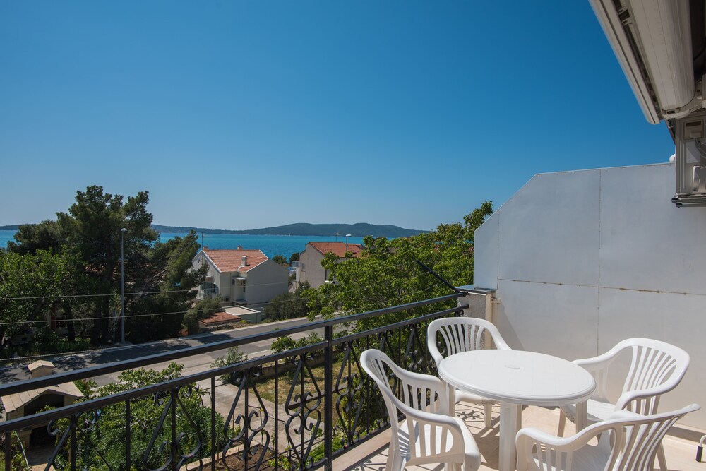 Apartments Lucija i Marko