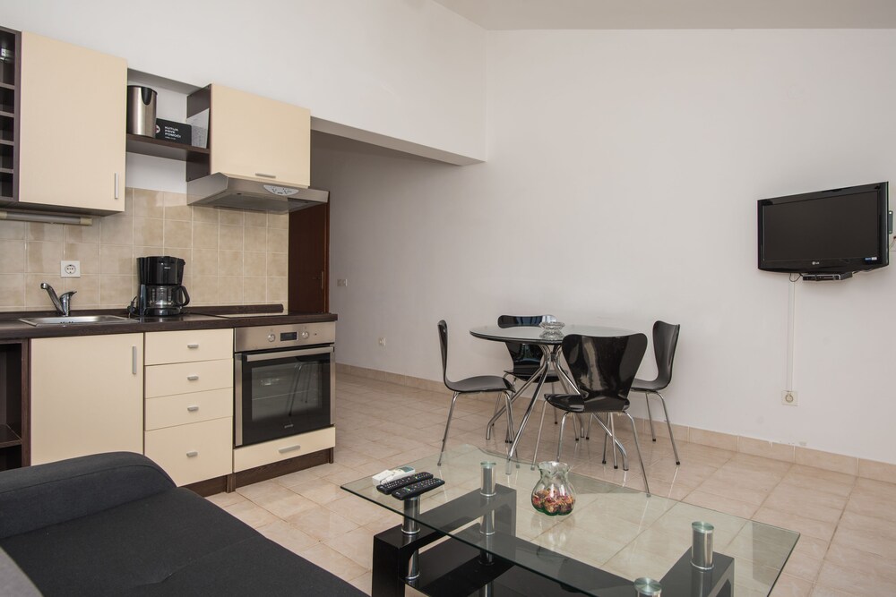 Apartments Lucija i Marko
