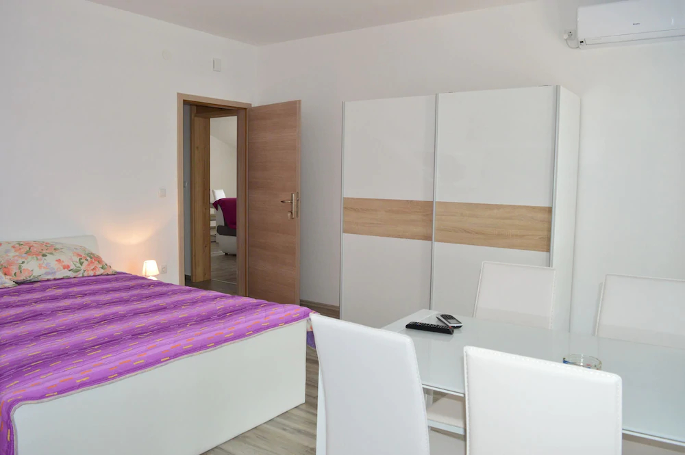 Apartments Slavica Bilice