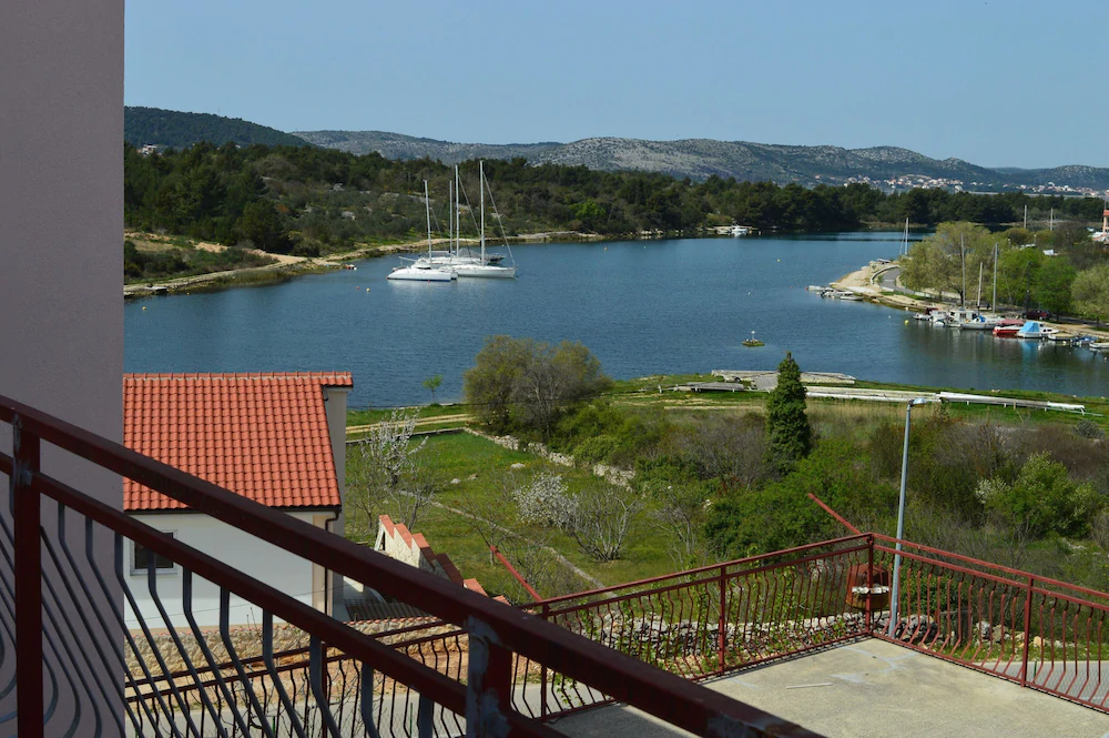 Apartments Slavica Bilice