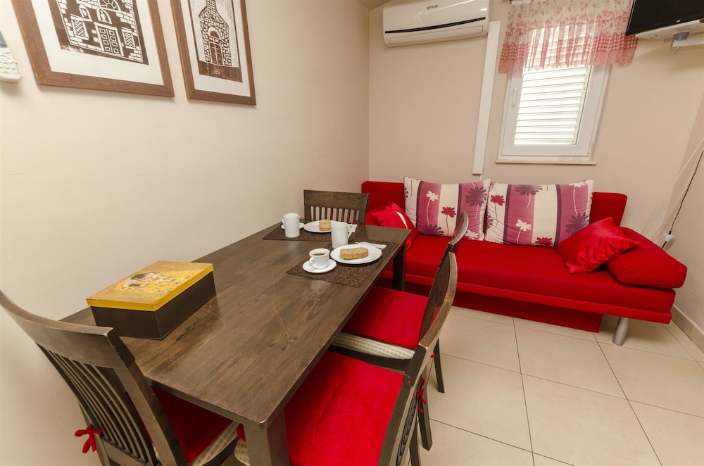Apartments Stipe