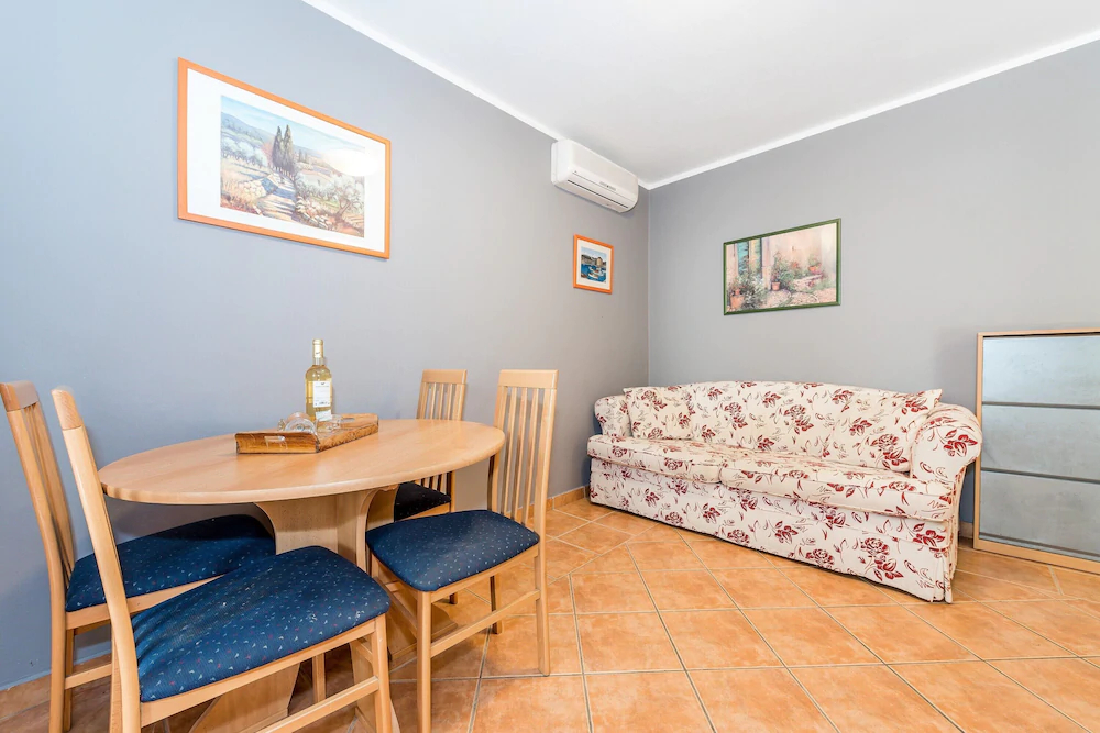 Apartments Teana