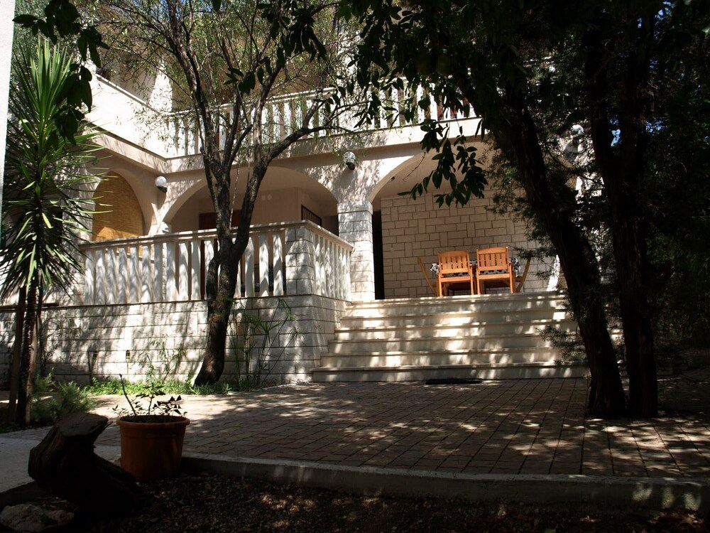 Apartments Teana