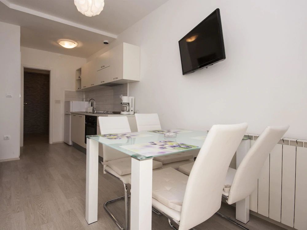 Apartments Vinka Brodarica