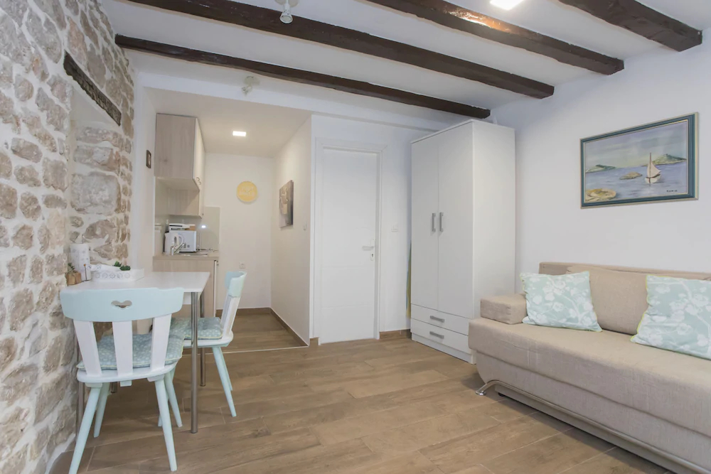 Aurum Apartments