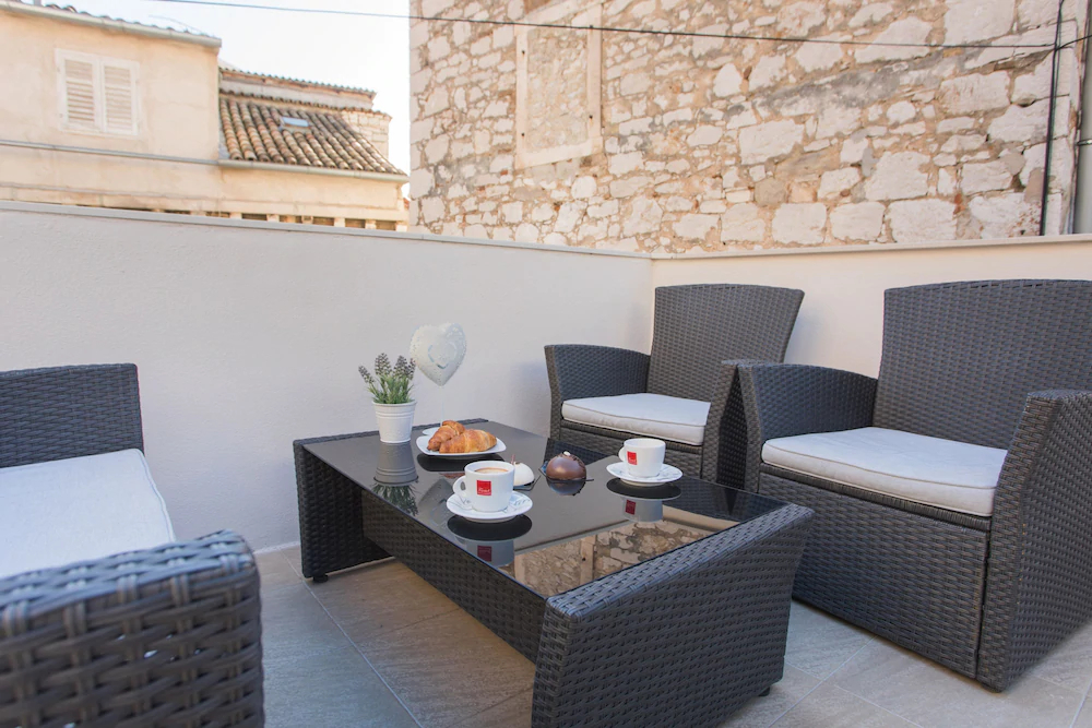 Aurum Apartments