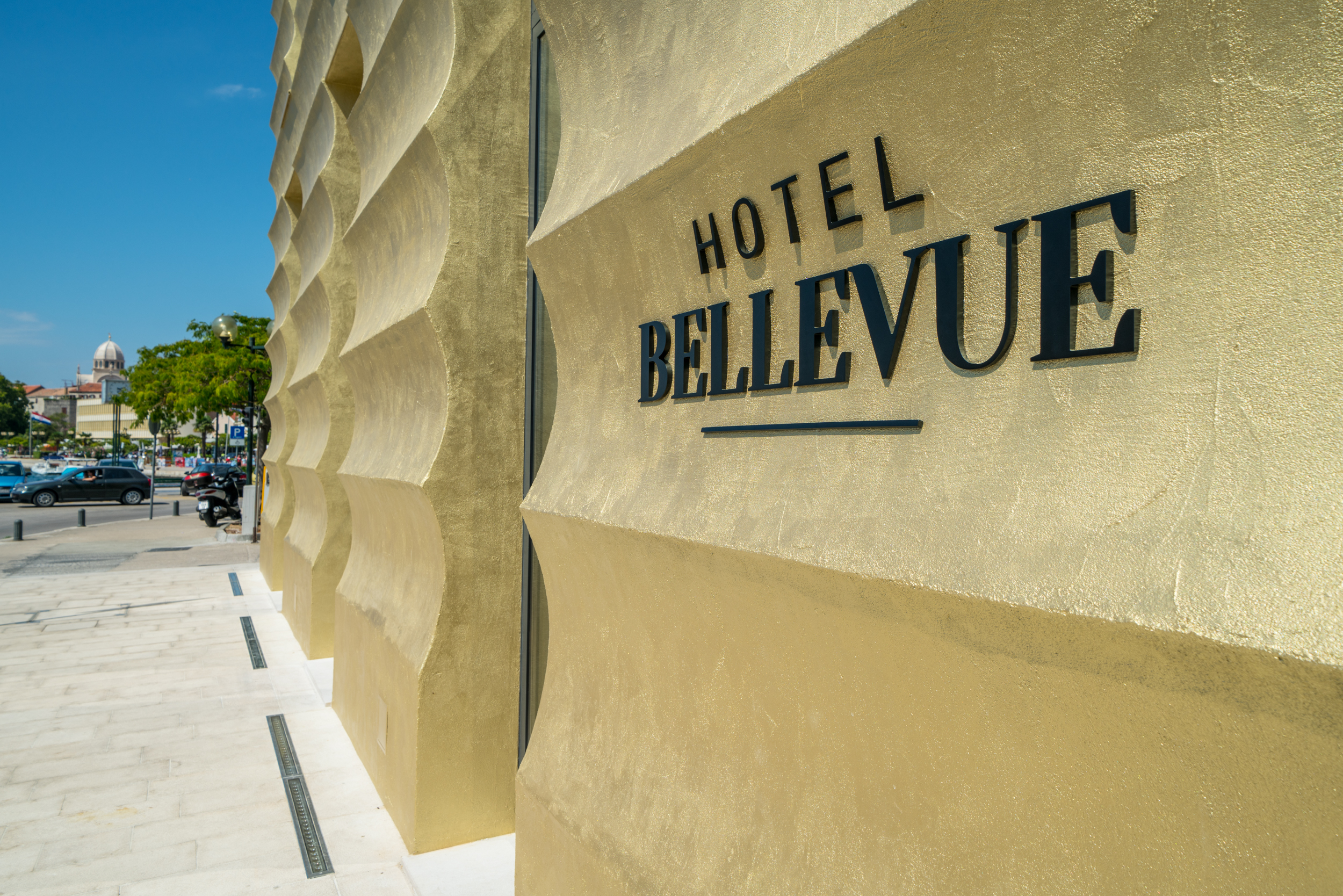Bellevue Superior City Hotel