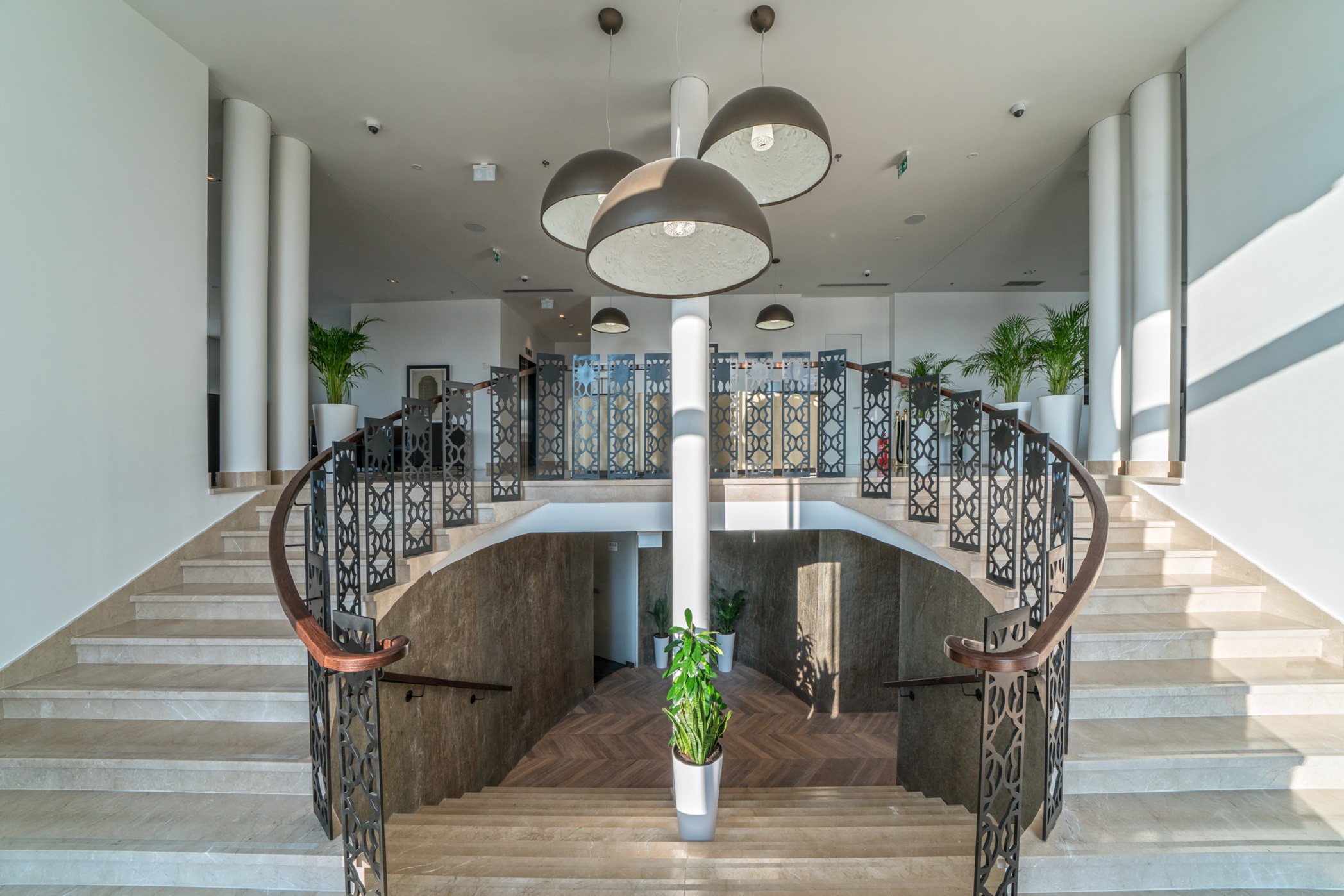 Bellevue Superior City Hotel