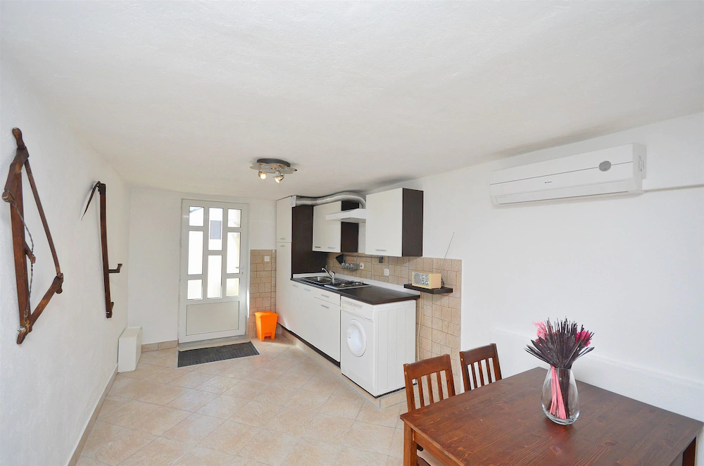 House Ivana