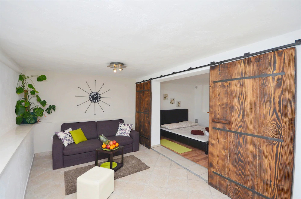 House Ivana