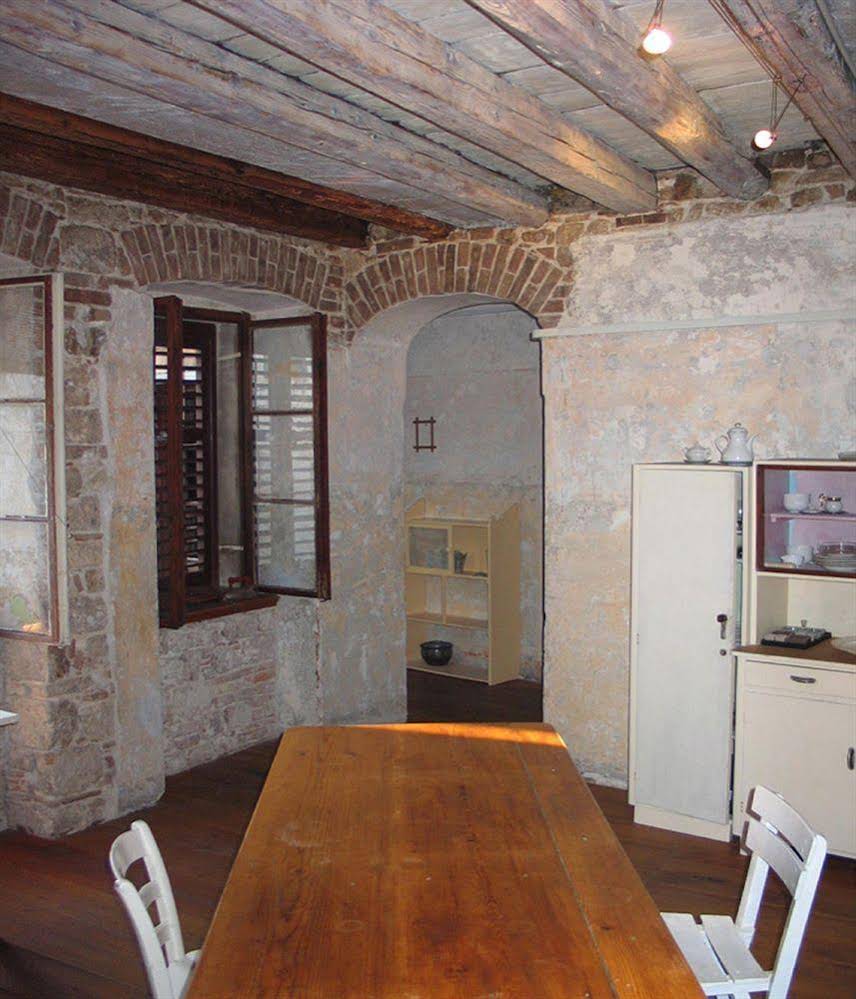 Johnny's Place Sibenik
