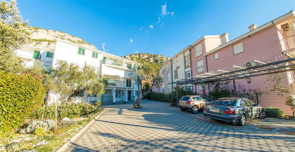 Apartments Denis
