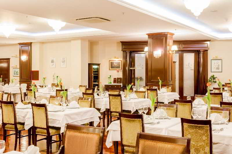 Hotel President