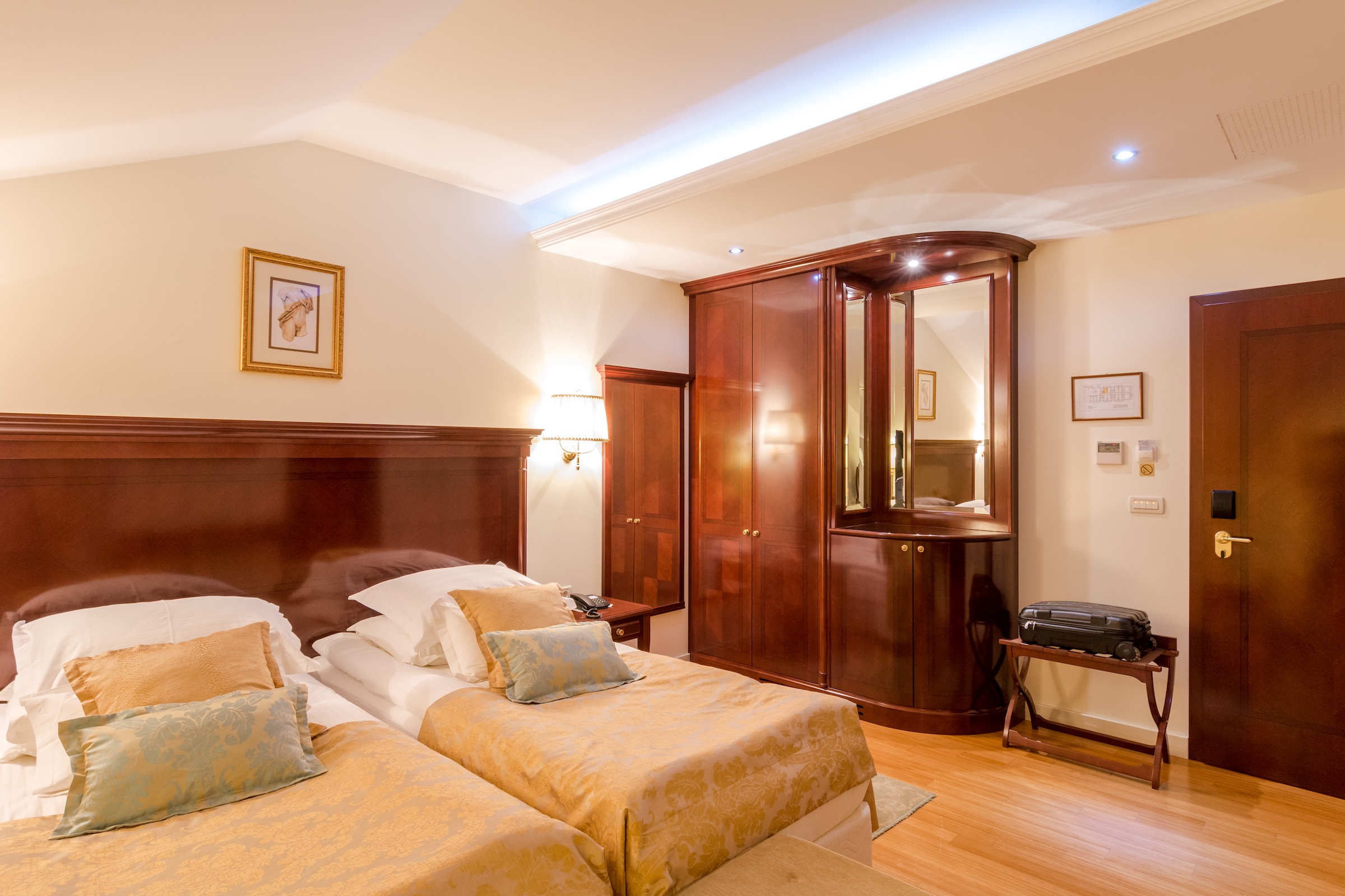 Hotel President