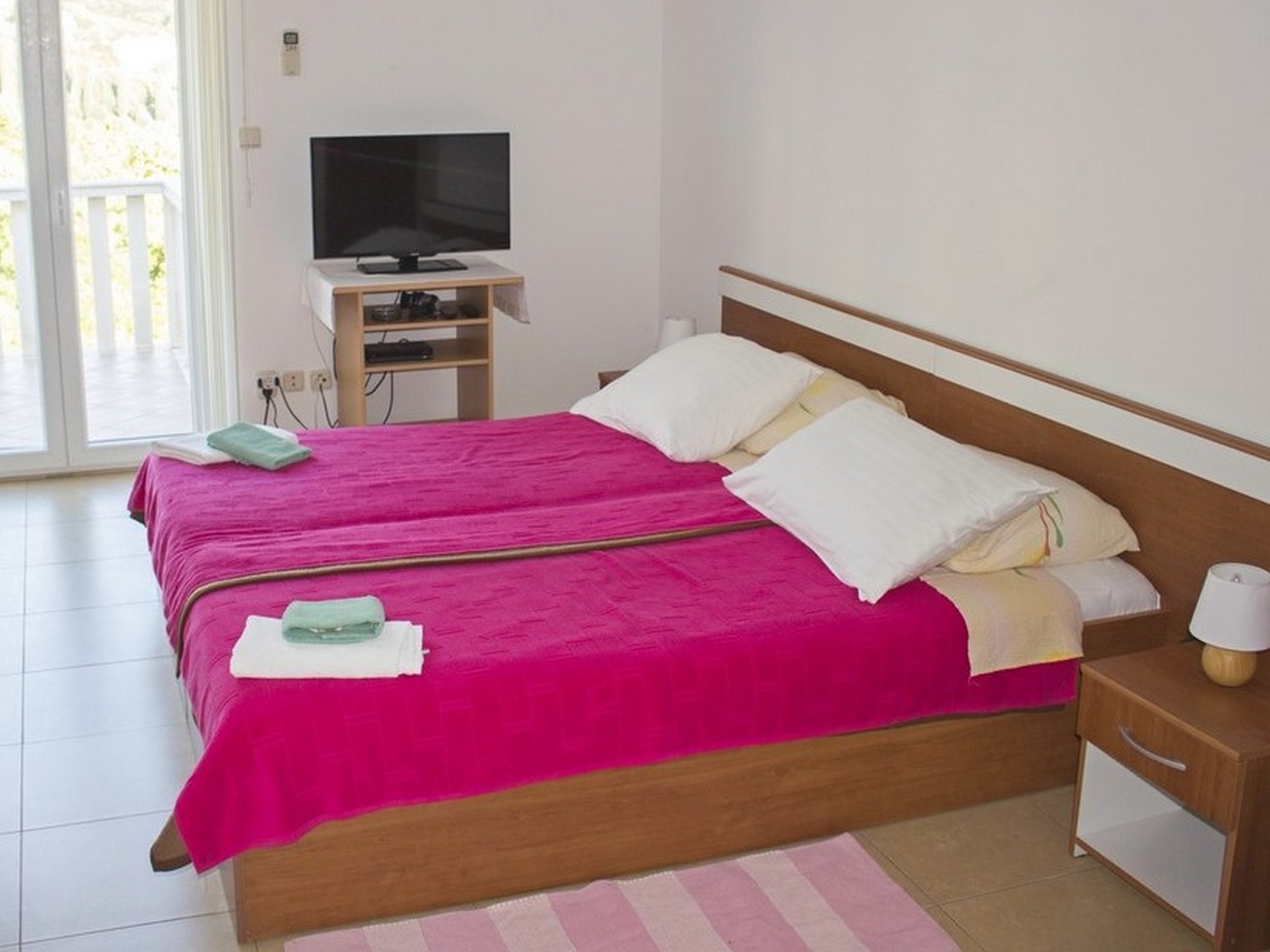 Apartments Lira