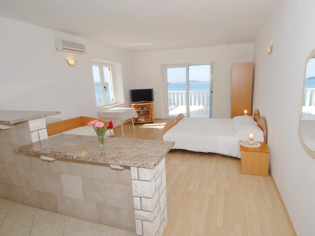 Marnic Apartments