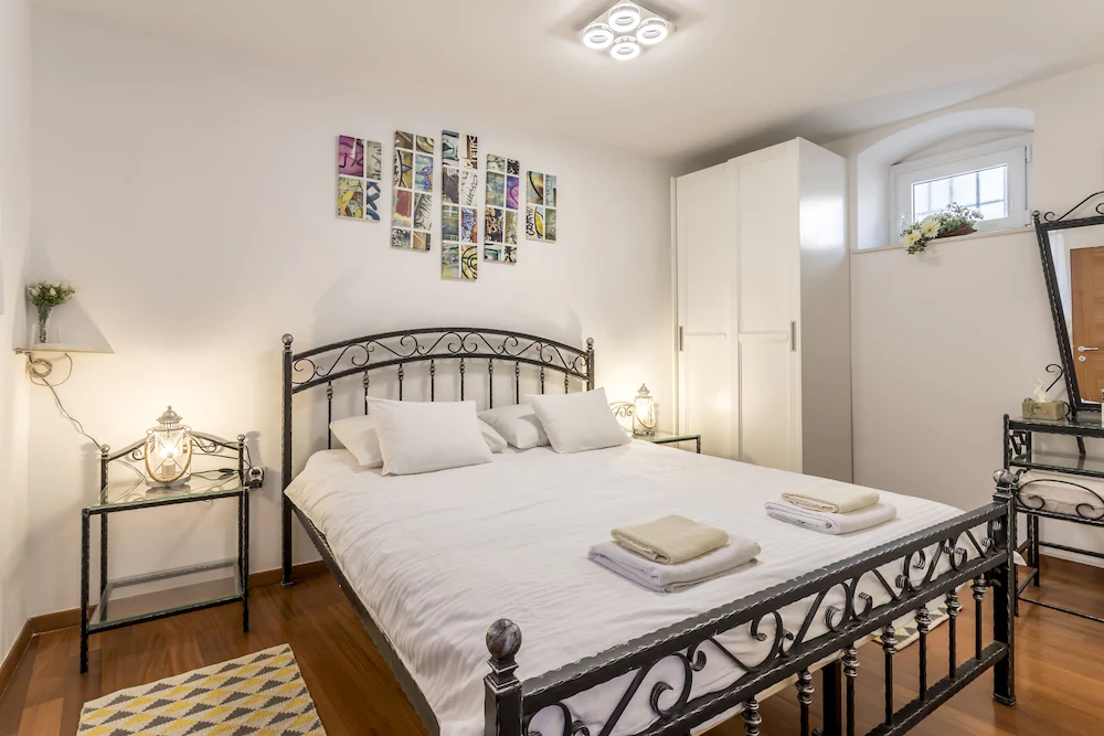Apartments And Rooms Villa Erede
