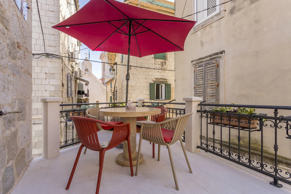 Apartments And Rooms Villa Erede