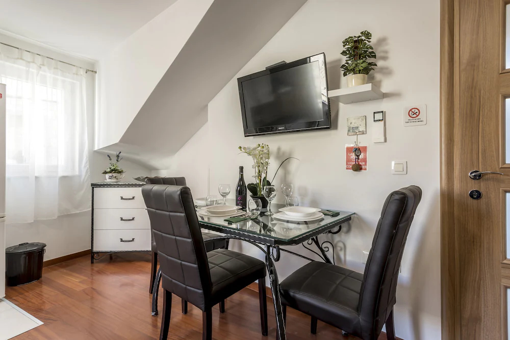 Apartments And Rooms Villa Erede
