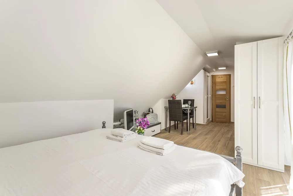 Apartments And Rooms Villa Erede