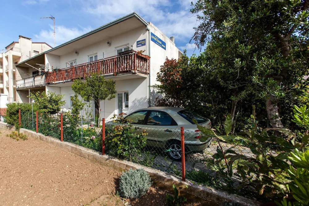 Apartments Ante & Senka