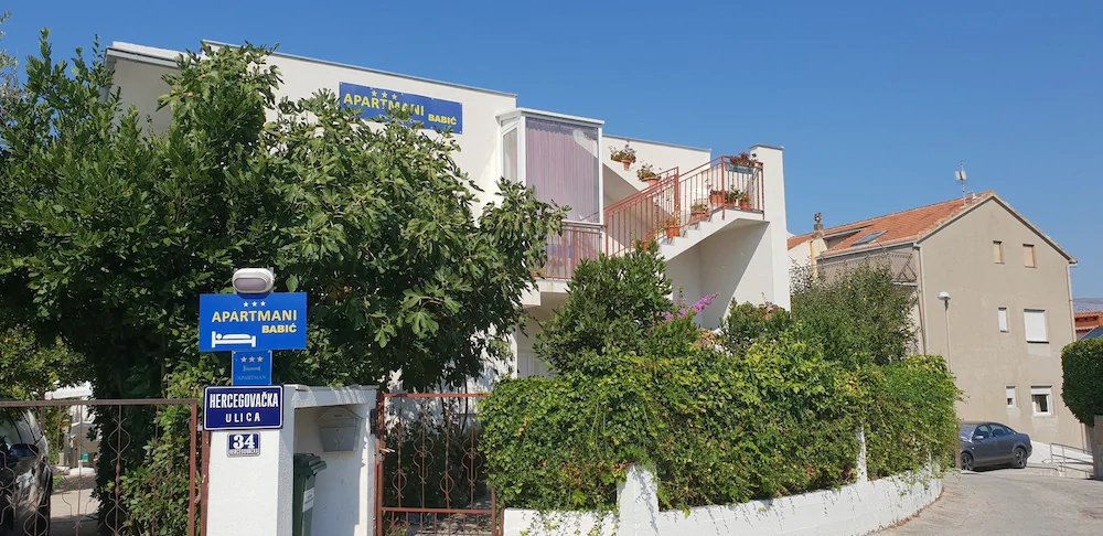 Apartments Ante & Senka
