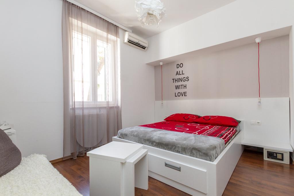 Apartments Aspalathos