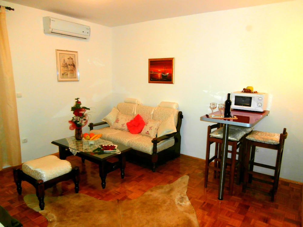 Apartments Cordis