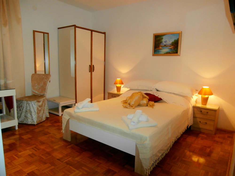 Apartments Cordis
