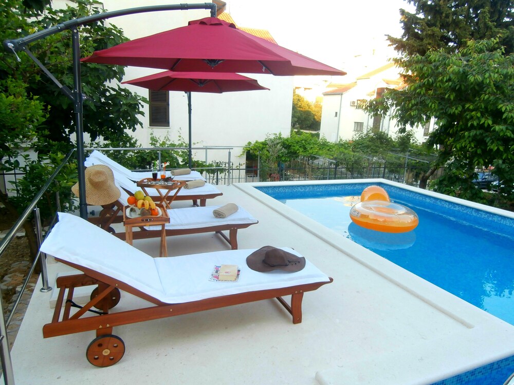 Apartments Cordis