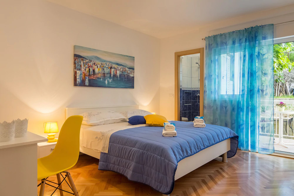 Apartments Ena