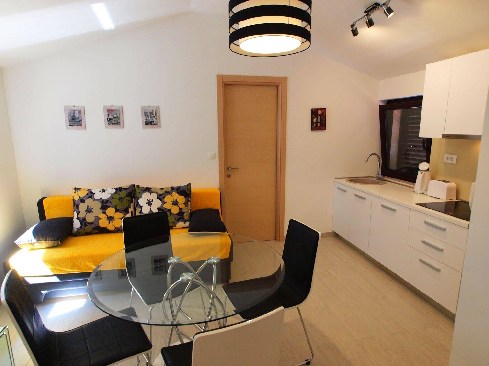Apartments Gajeta