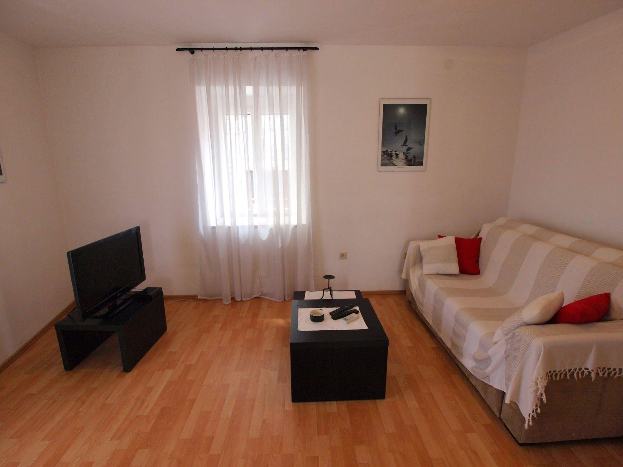 Apartments Gajeta