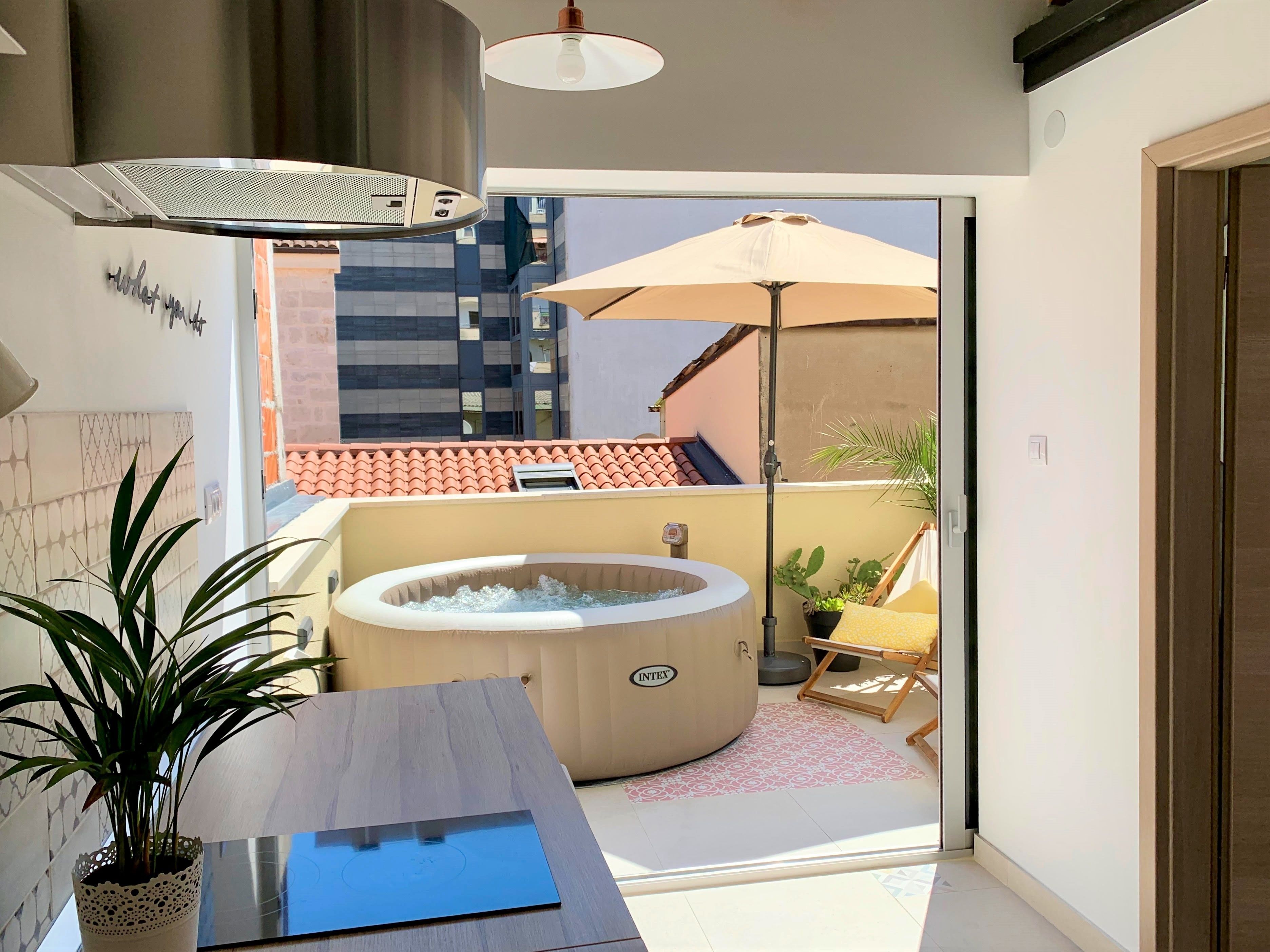Apartment Shiny Love